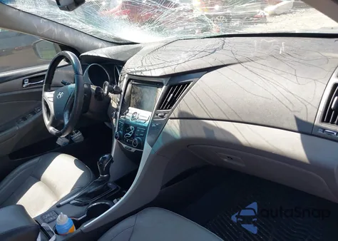 2012 Hyundai Sonata Hybrid из США, поврежденный, VIN KMHEC4A4XCA037329